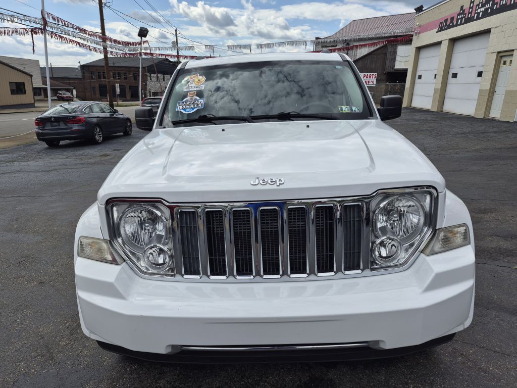 2011 Jeep Liberty Image 1