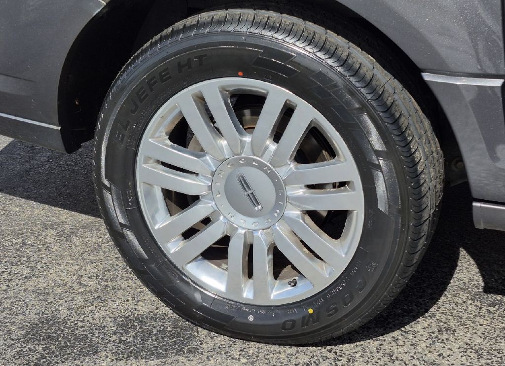 2014 Lincoln Navigator Image 6