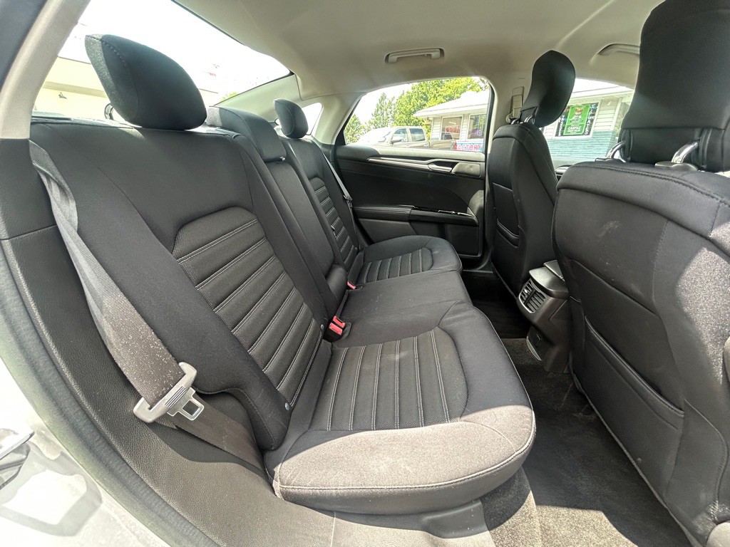 2013 Ford Fusion Image 18