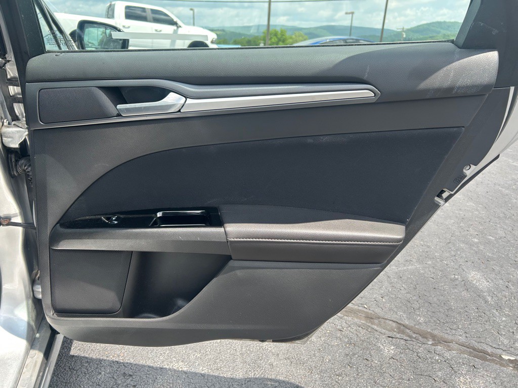 2013 Ford Fusion Image 19