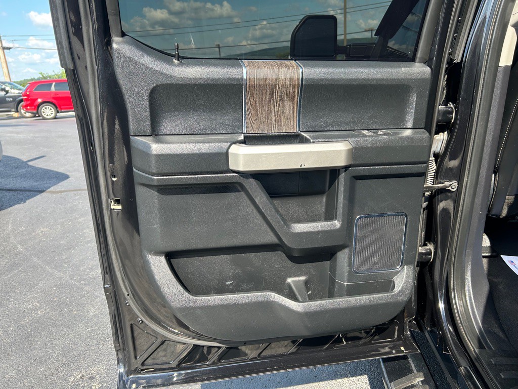 2021 Ford F-350 Image 23