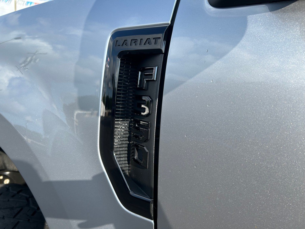 2021 Ford F-350 Image 9