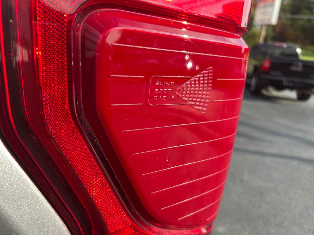 2021 Ford F-350 Image 17