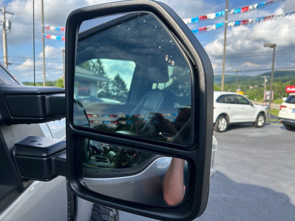 2021 Ford F-350 Image 20
