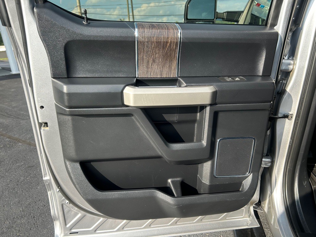 2021 Ford F-350 Image 27