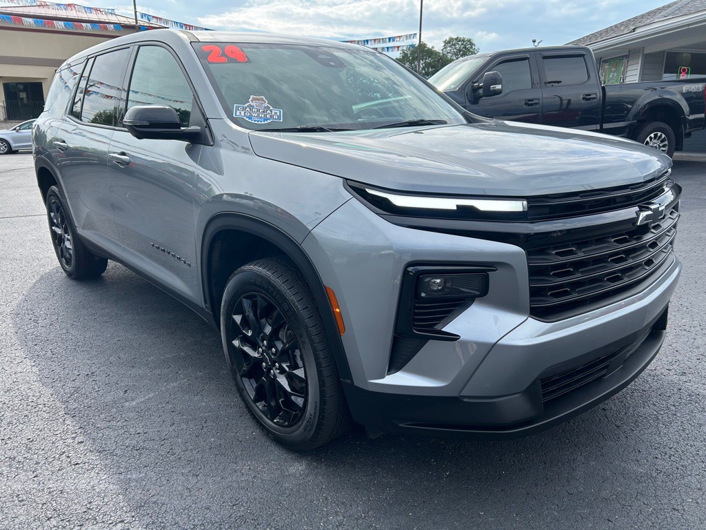 2024 Chevrolet Traverse Image 3