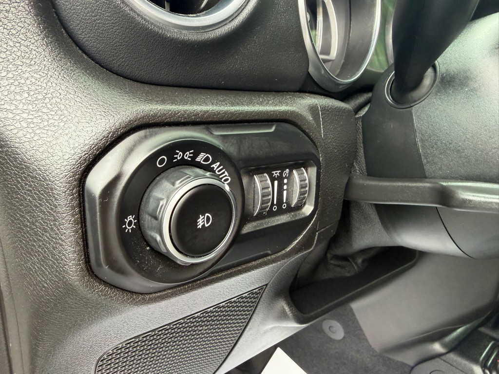 2020 Jeep Wrangler Unlimited Image 38