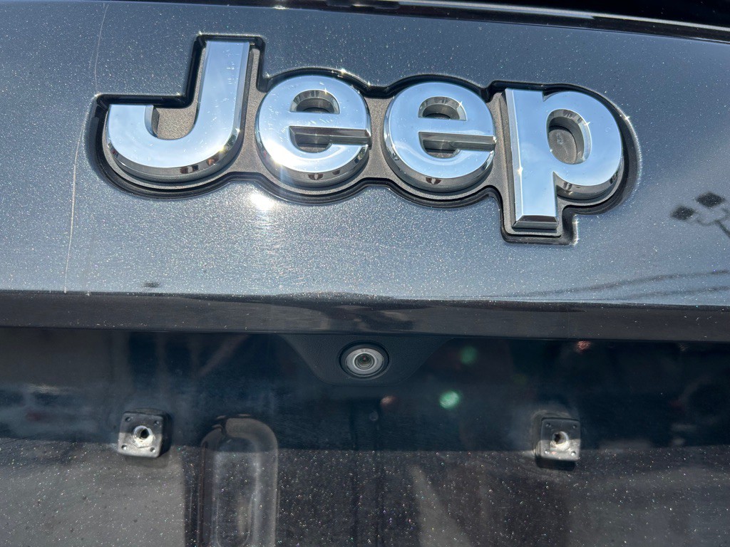 2015 Jeep Grand Cherokee Image 20