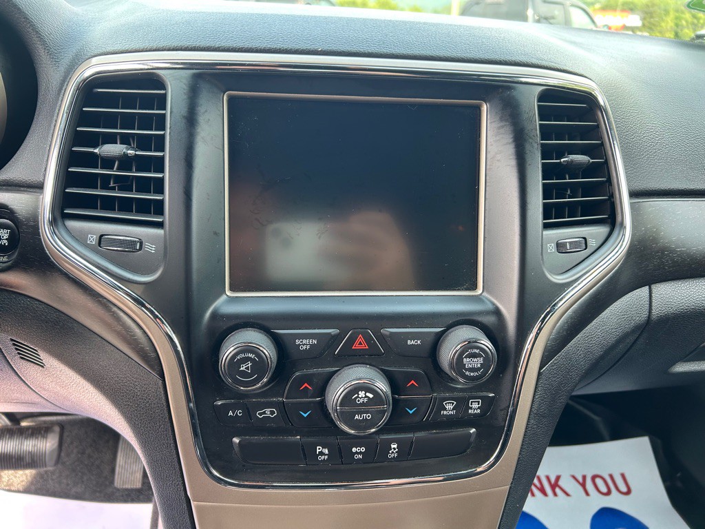 2015 Jeep Grand Cherokee Image 32