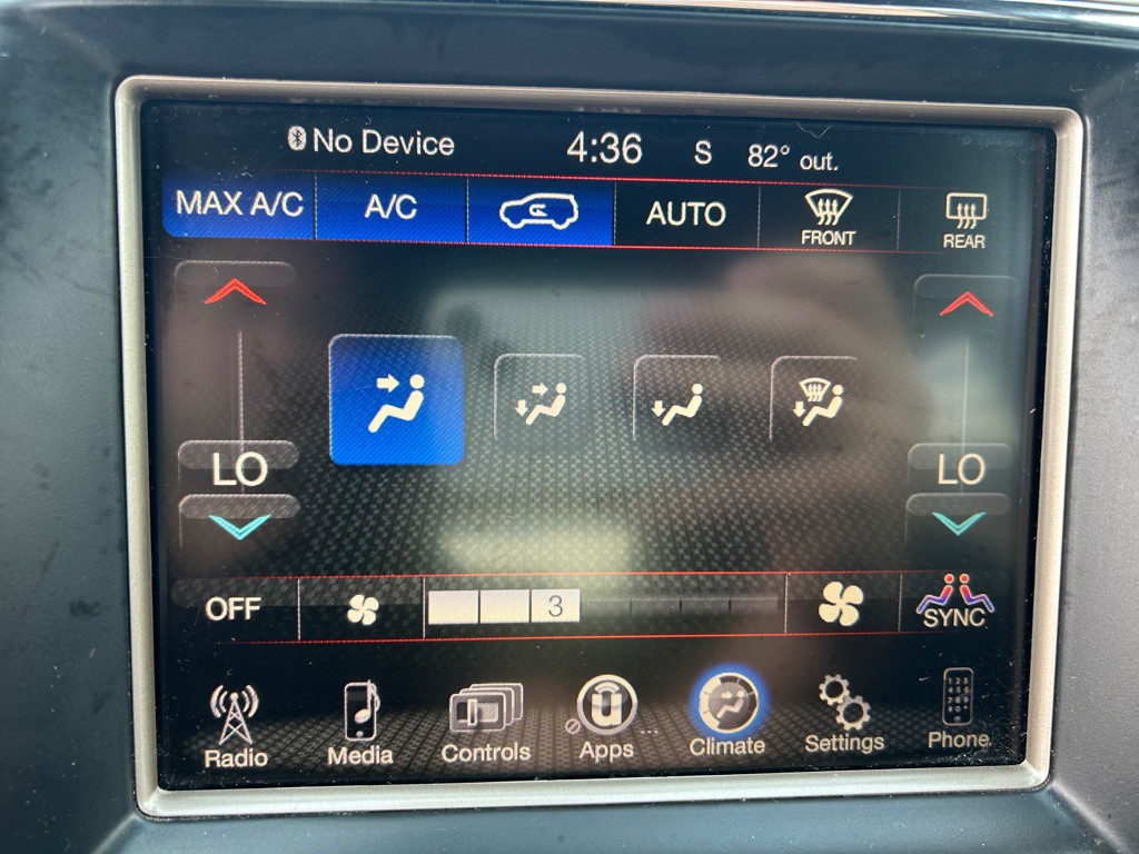 2015 Jeep Grand Cherokee Image 39