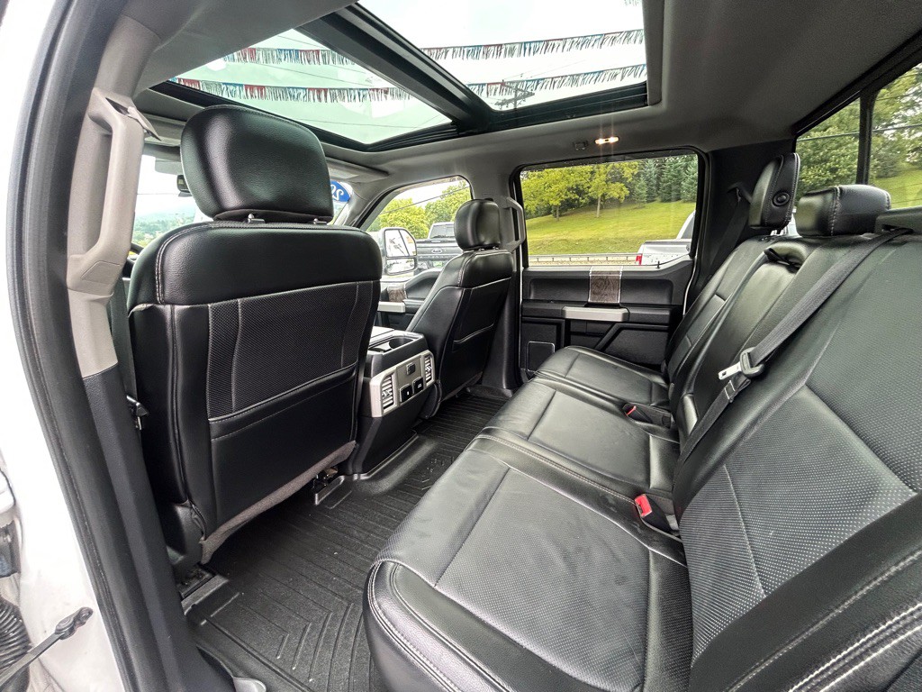 2017 Ford F-350 Image 29