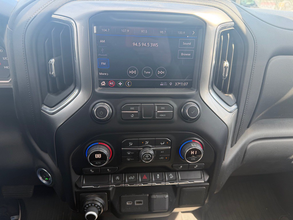 2020 Chevrolet Silverado 1500 Image 32