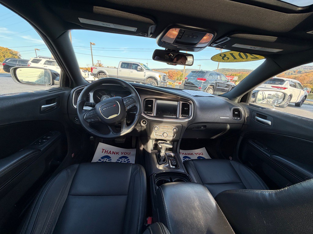 2018 Dodge Charger Image 19