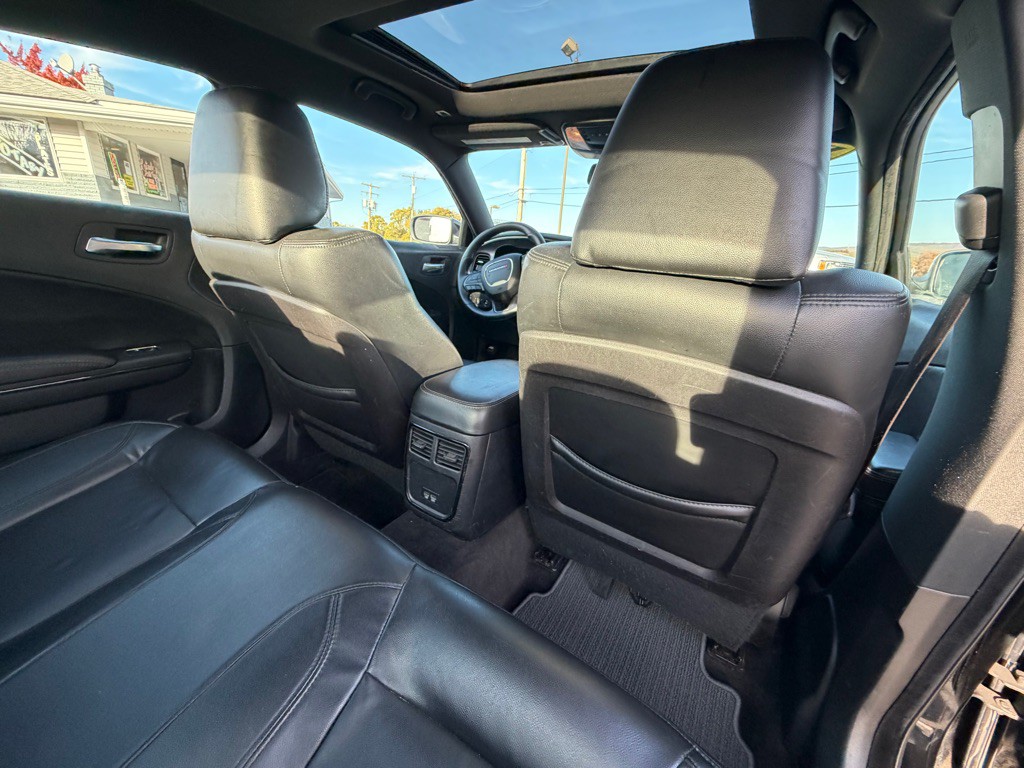 2018 Dodge Charger Image 24