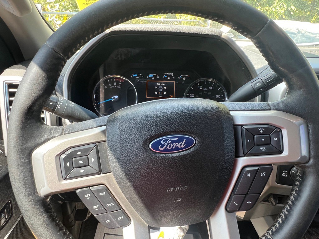 2017 Ford F-350 Image 12