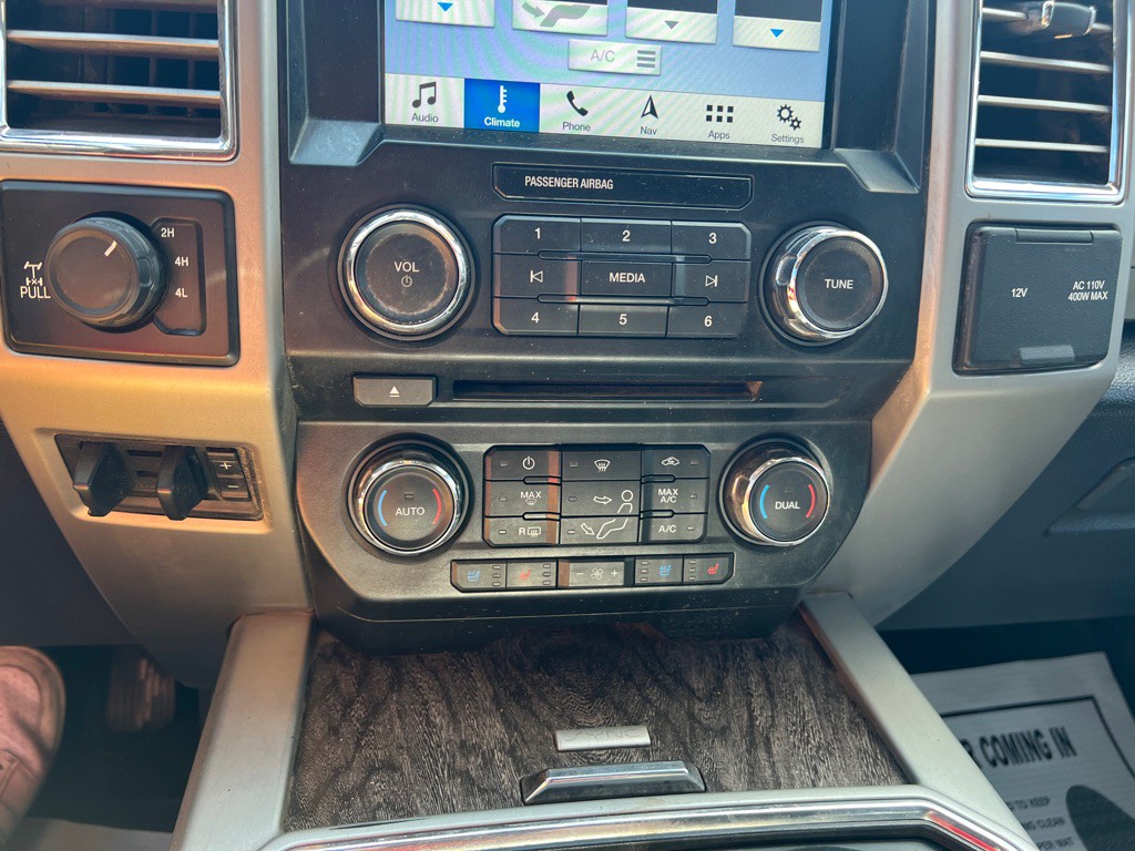 2017 Ford F-350 Image 15