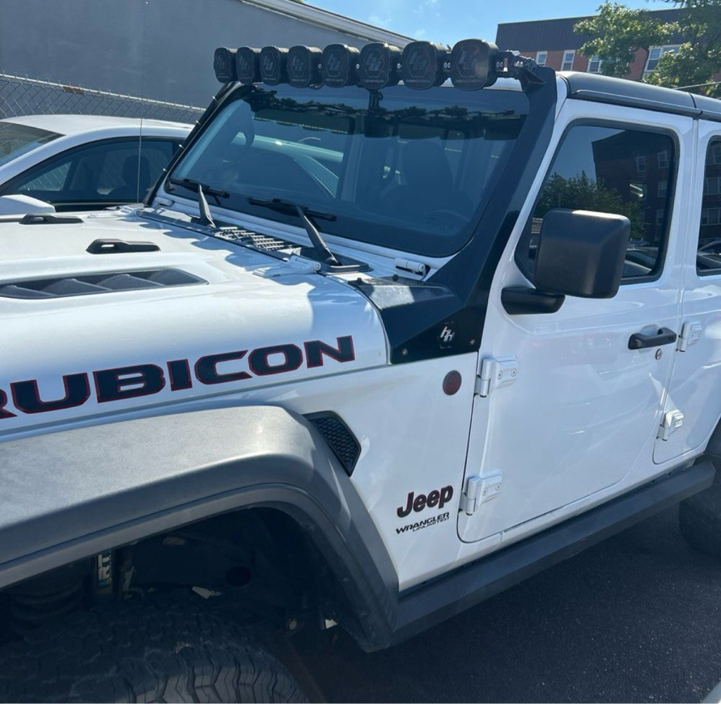 2018 Jeep Wrangler Unlimited Image 2