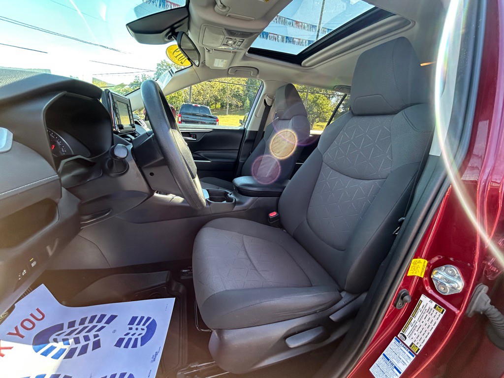2019 Toyota Rav4 Image 12