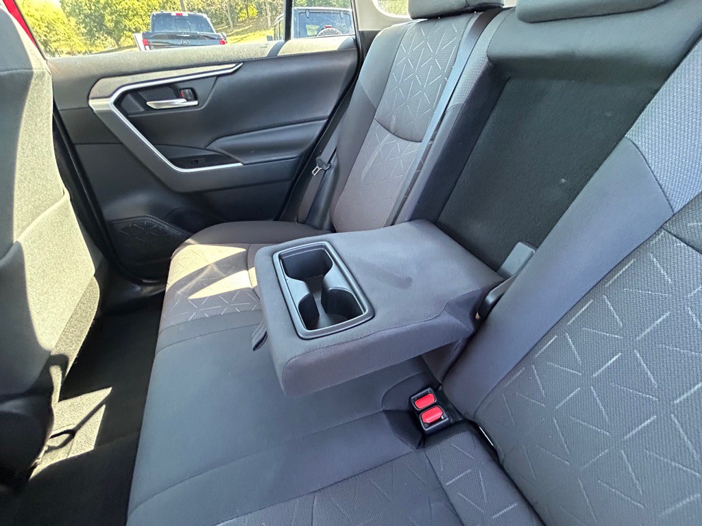 2019 Toyota Rav4 Image 20