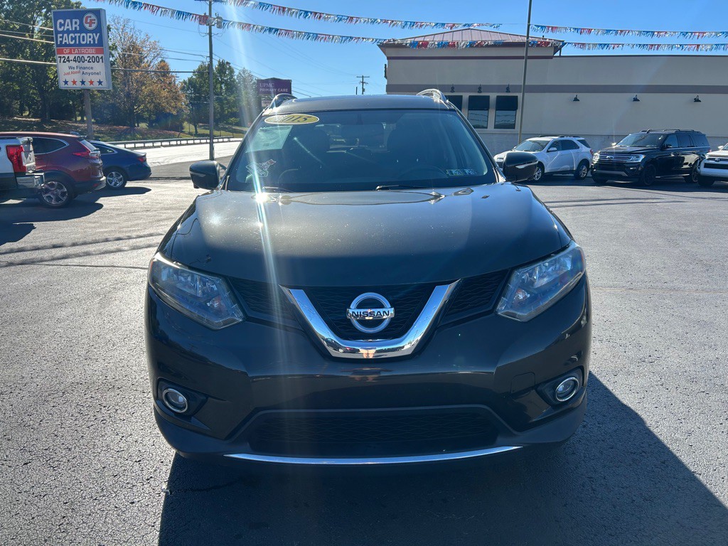 2015 Nissan Rogue Image 2