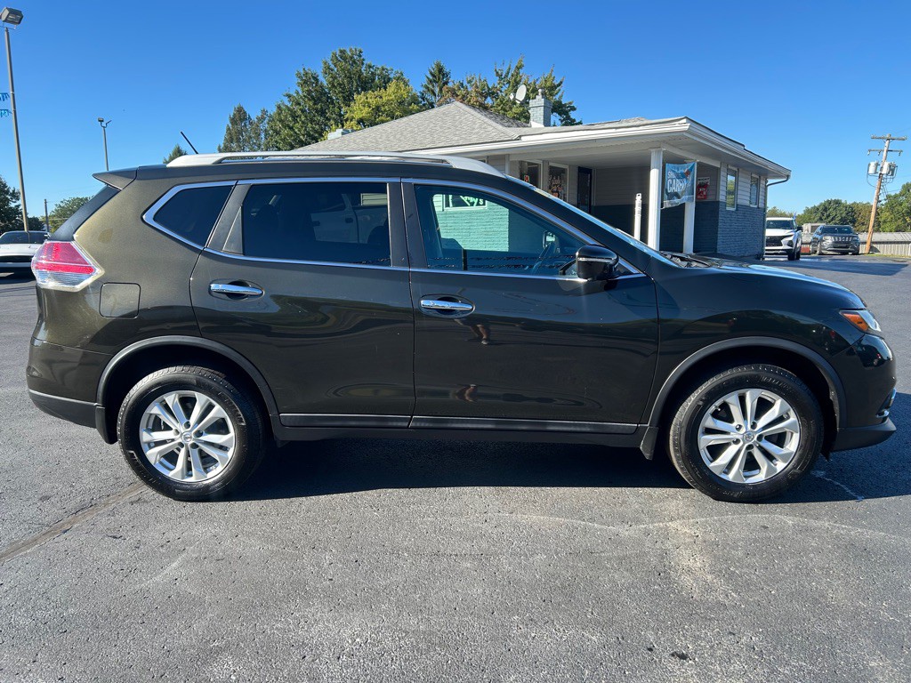 2015 Nissan Rogue Image 4