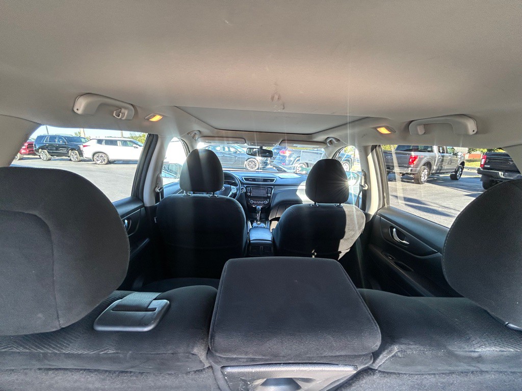 2015 Nissan Rogue Image 17