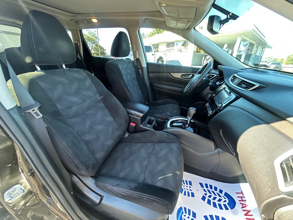 2015 Nissan Rogue Image 20