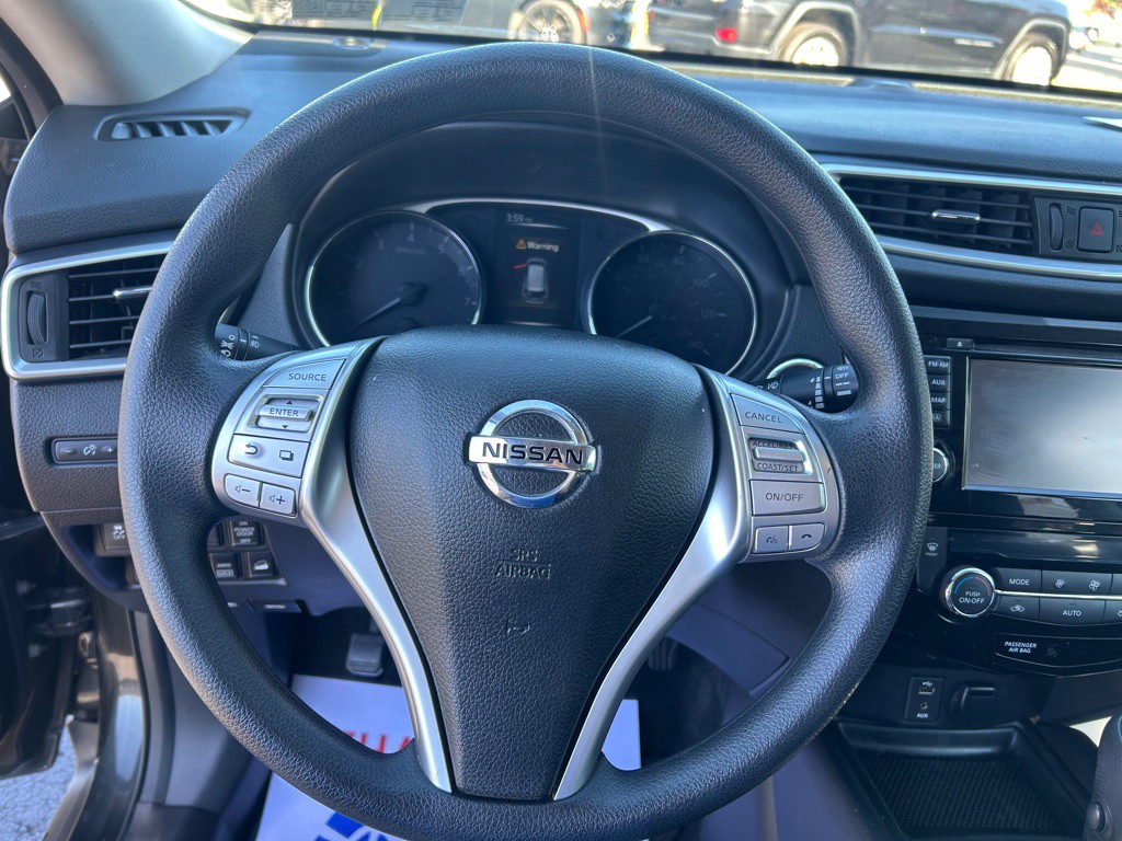 2015 Nissan Rogue Image 25
