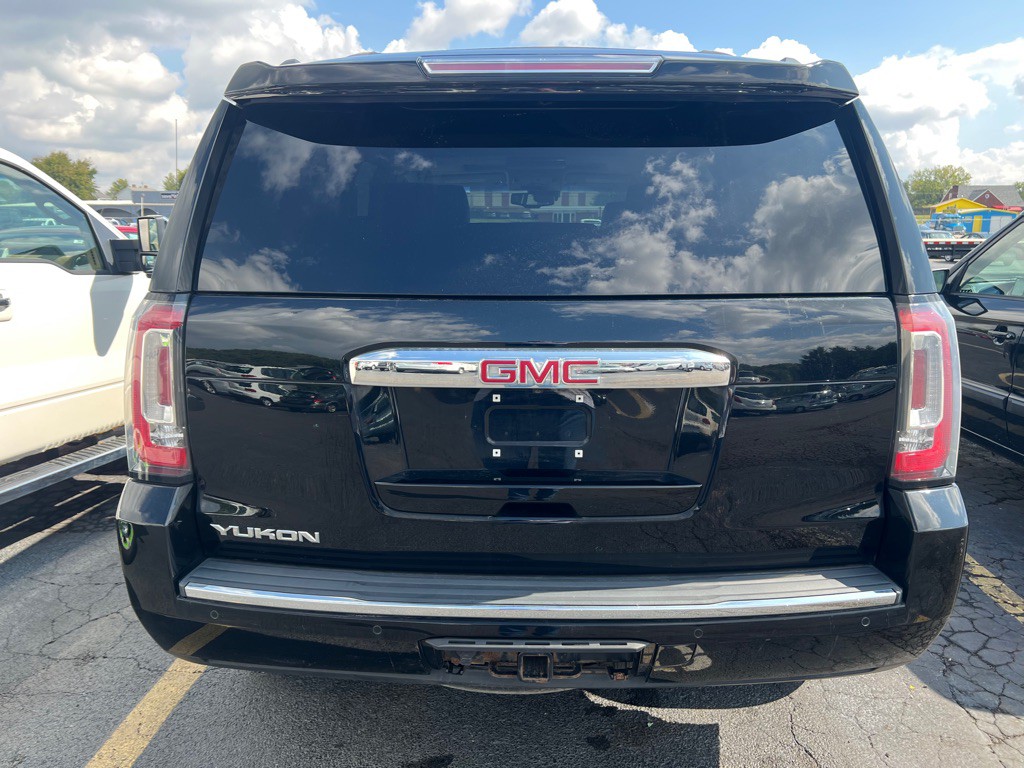 2018 GMC Yukon Image 9