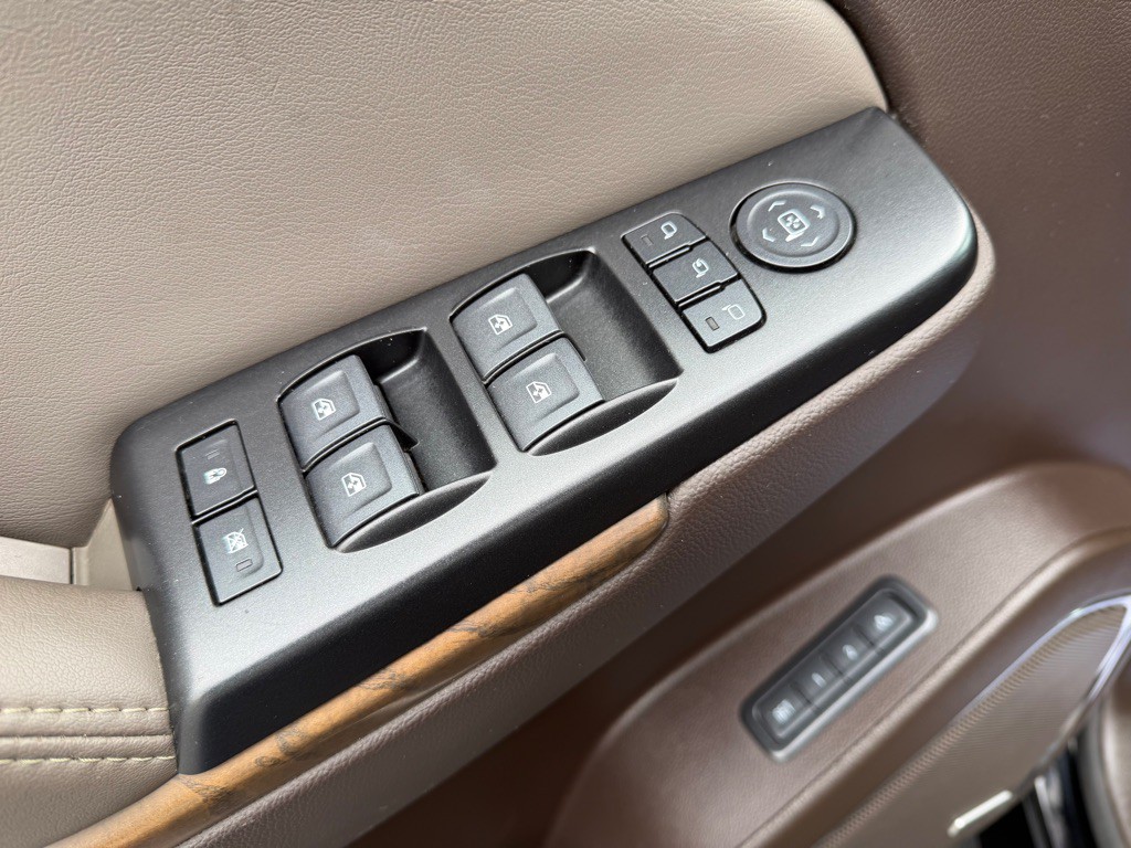 2018 GMC Yukon Image 34