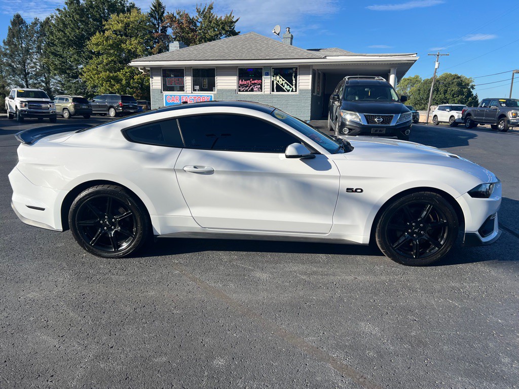 2020 Ford Mustang Image 5