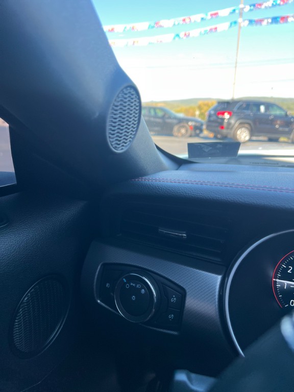 2020 Ford Mustang Image 22