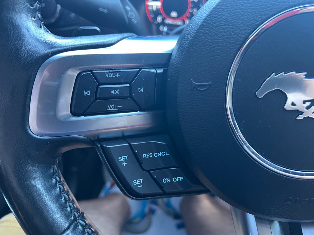 2020 Ford Mustang Image 26