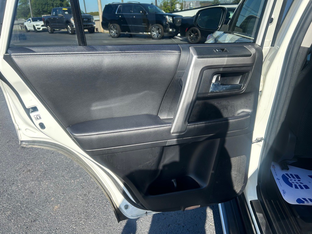 2023 Toyota 4Runner Image 18