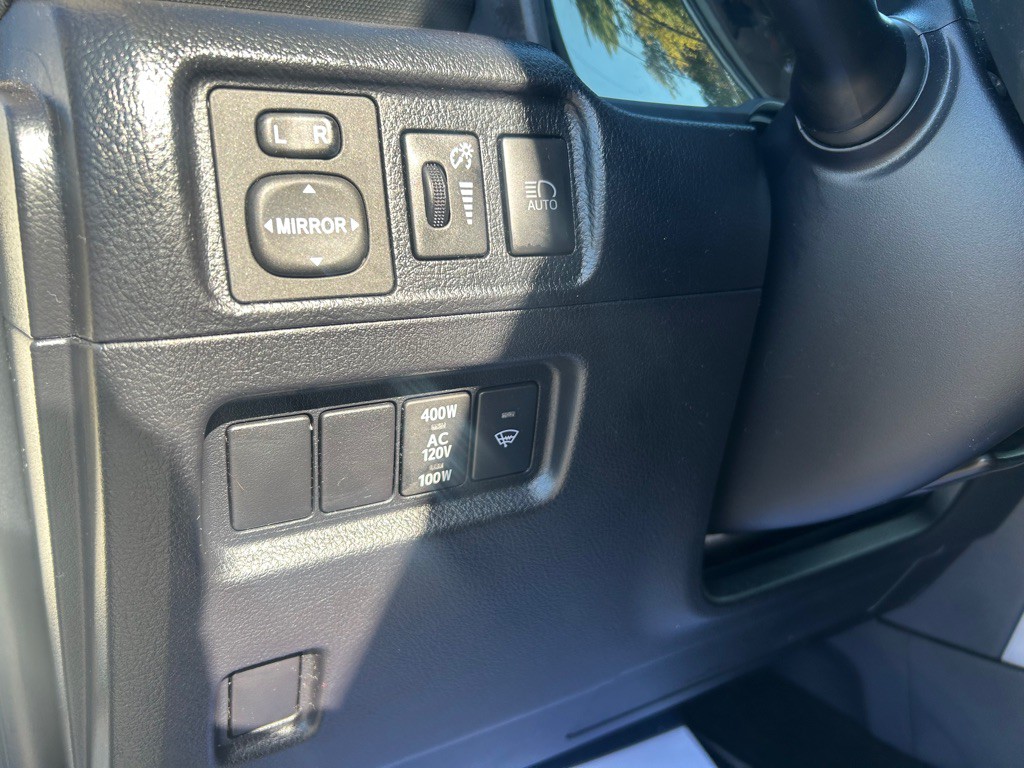 2023 Toyota 4Runner Image 36