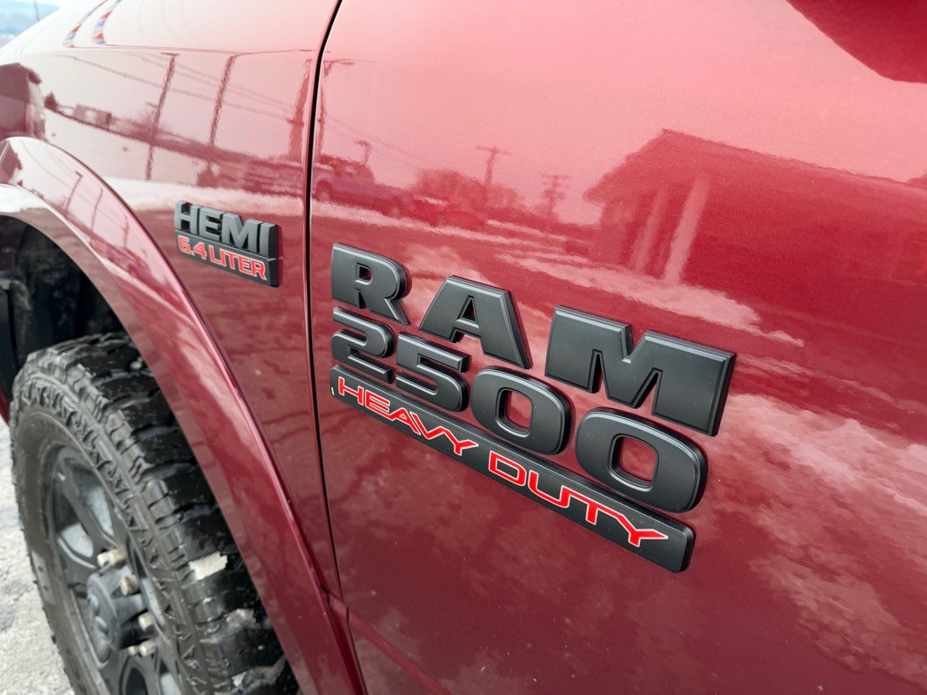 2016 RAM 2500 Image 9