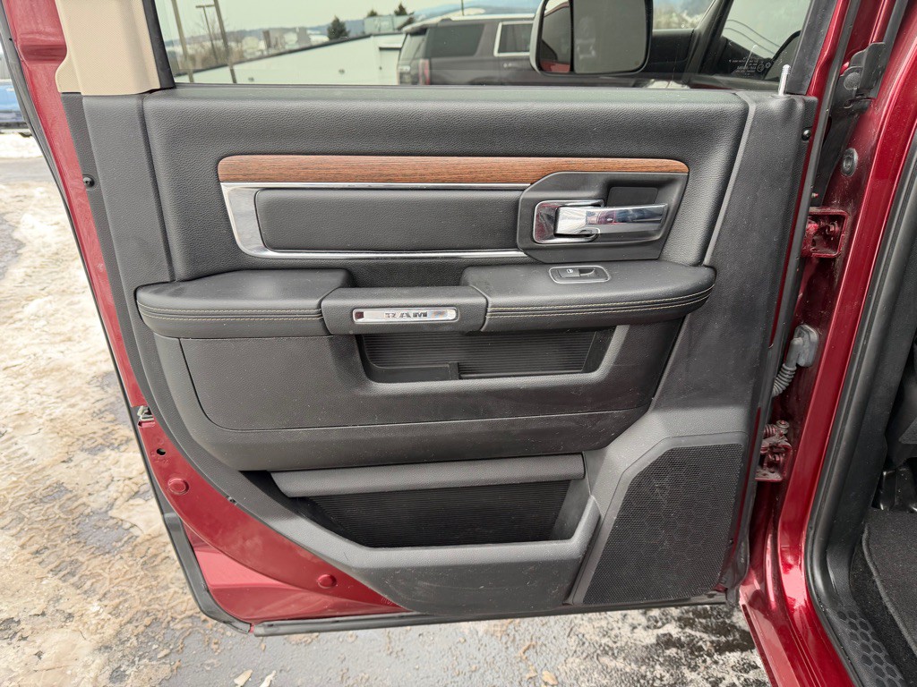 2016 RAM 2500 Image 16