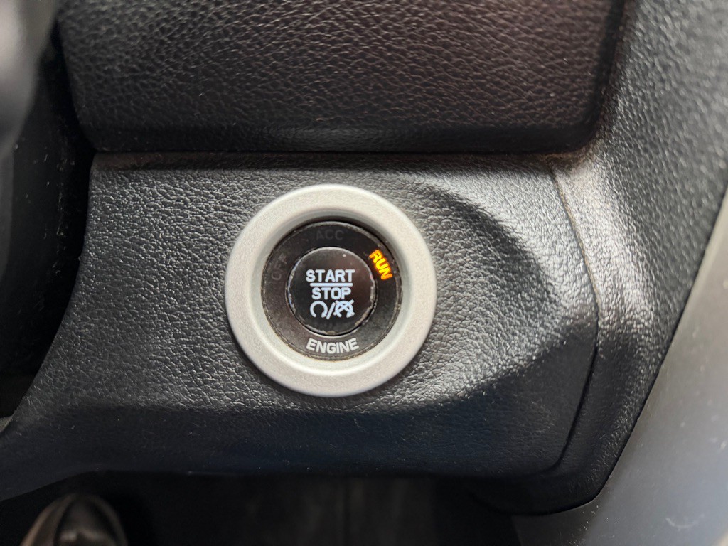 2016 RAM 2500 Image 32