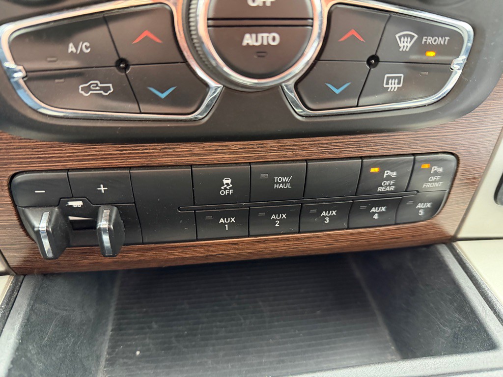 2016 RAM 2500 Image 40