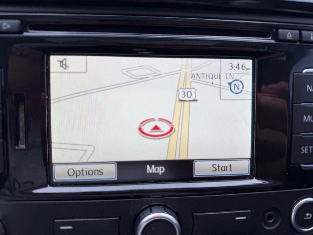 2014 Volkswagen Passat Image 36