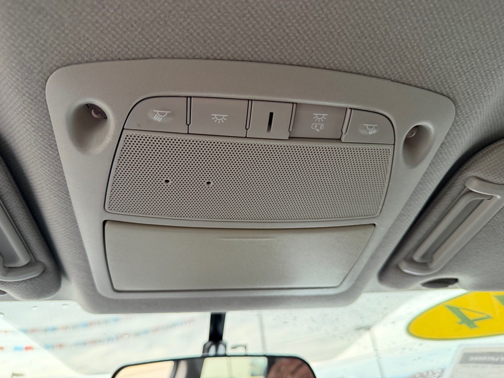 2014 Nissan Sentra Image 32