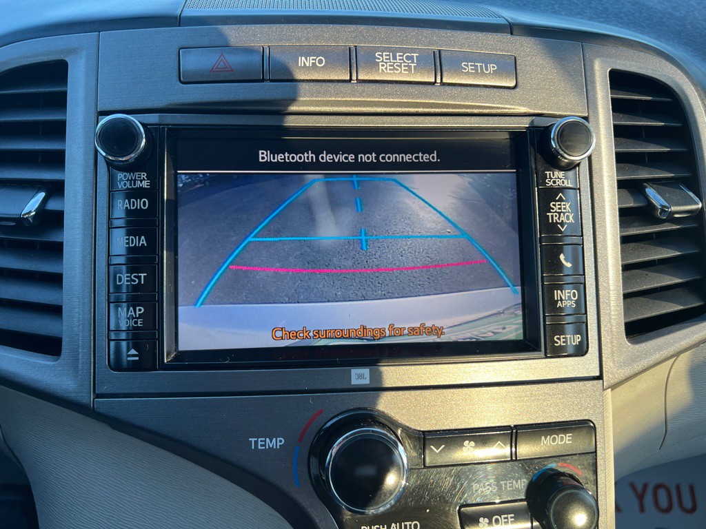 2014 Toyota Venza Image 26