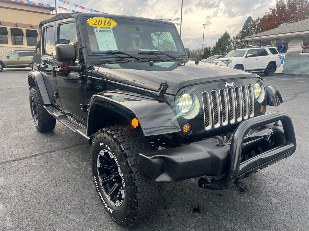 2016 Jeep Wrangler Unlimited Image 2