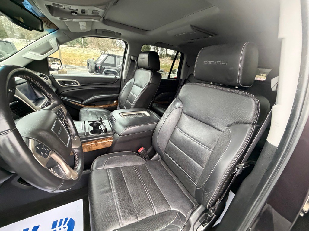 2015 GMC Yukon Image 10