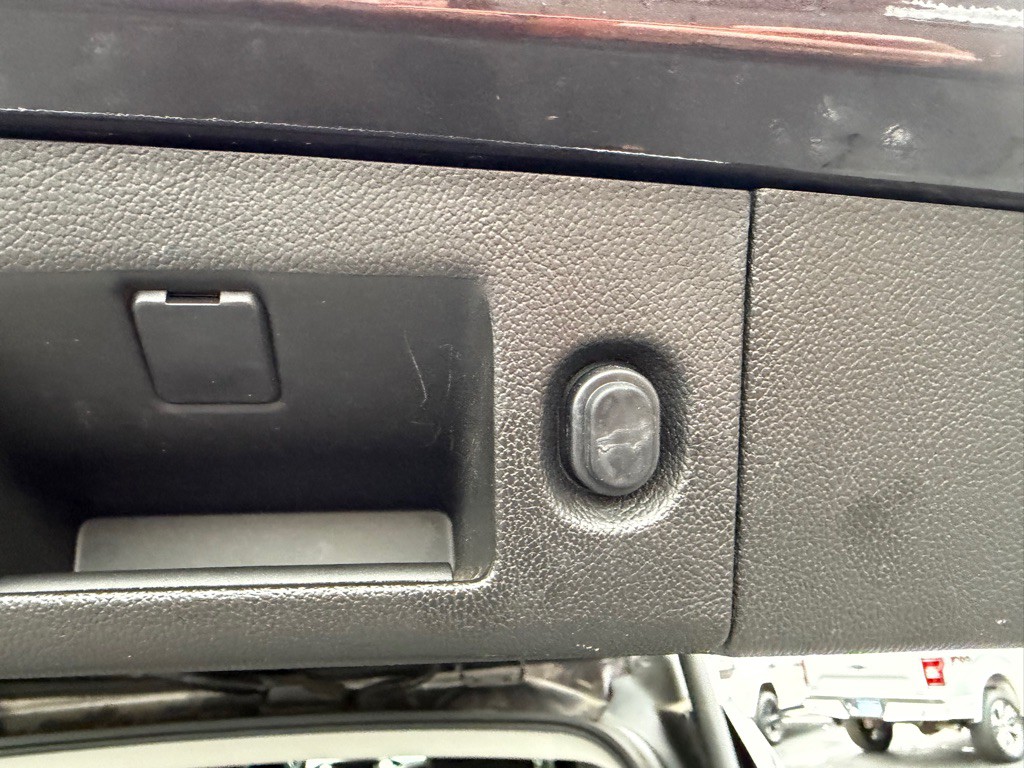 2015 GMC Yukon Image 27