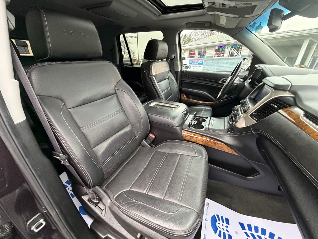 2015 GMC Yukon Image 32