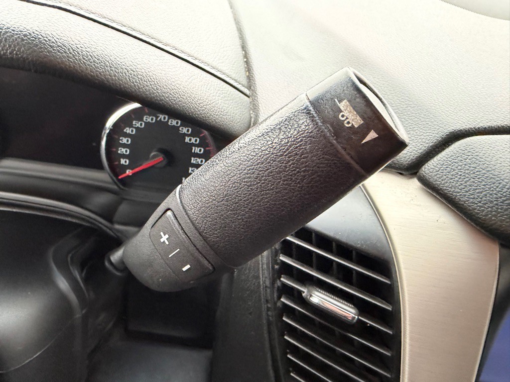 2015 GMC Yukon Image 40