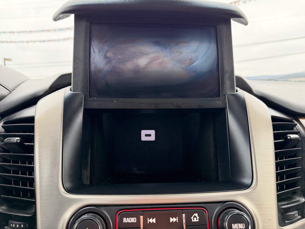 2015 GMC Yukon Image 49