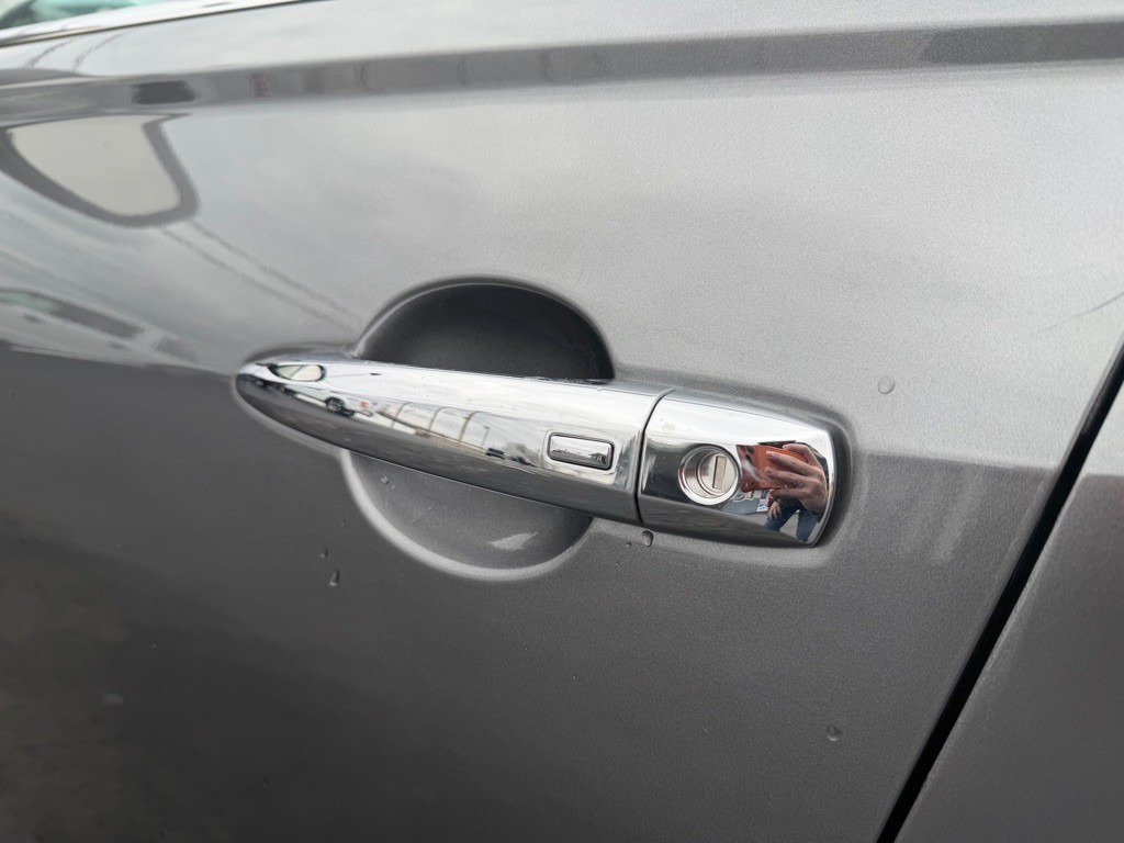 2025 Nissan Altima Image 9