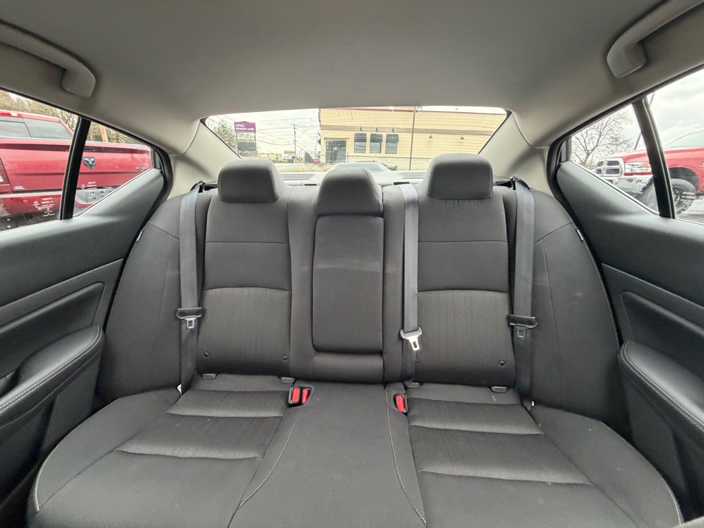 2025 Nissan Altima Image 13